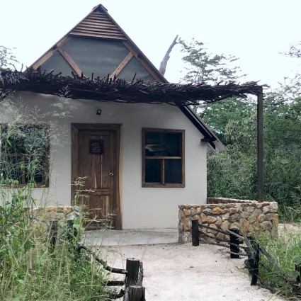 gwango-bush-chalet.jpg