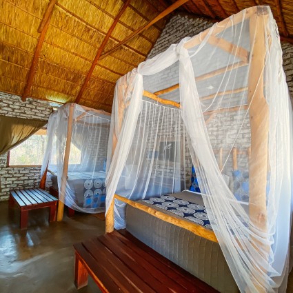 gwango-deluxe-chalet-interior-6-web.jpg