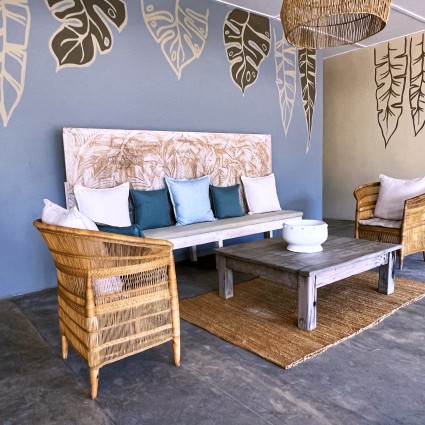 gwango-tamarillo-estate-bench.jpg