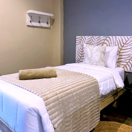 gwango-tamarillo-estate-twin-bed.jpg